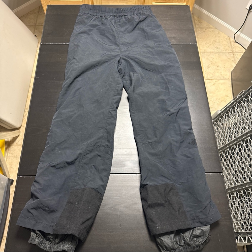 The North Face Women’s Adjustable Snowants. Size L